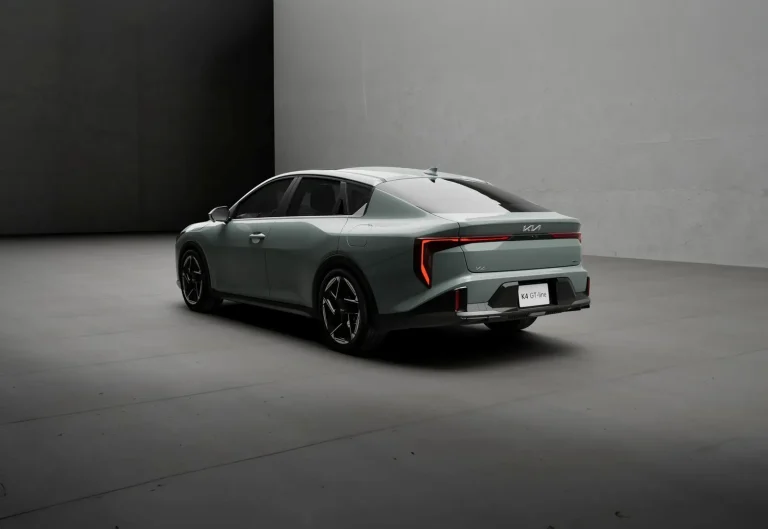 How Kia’s Red Cube Concept Transforms Dealership Design & Customer Experience